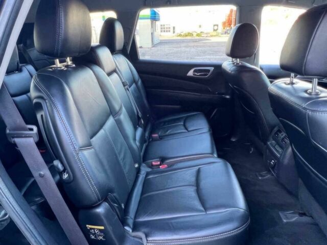 Черный Ниссан Патфайндер, объемом двигателя 3.5 л и пробегом 55 тыс. км за 10200 $, фото 8 на Automoto.ua