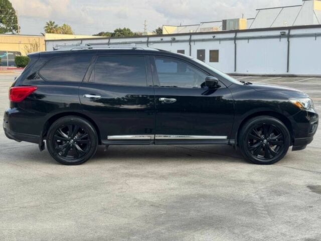 Чорний Ніссан Патфайндер, об'ємом двигуна 3.5 л та пробігом 57 тис. км за 17500 $, фото 3 на Automoto.ua