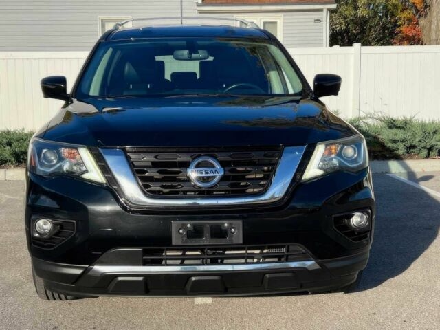 Черный Ниссан Патфайндер, объемом двигателя 3.5 л и пробегом 55 тыс. км за 10200 $, фото 1 на Automoto.ua