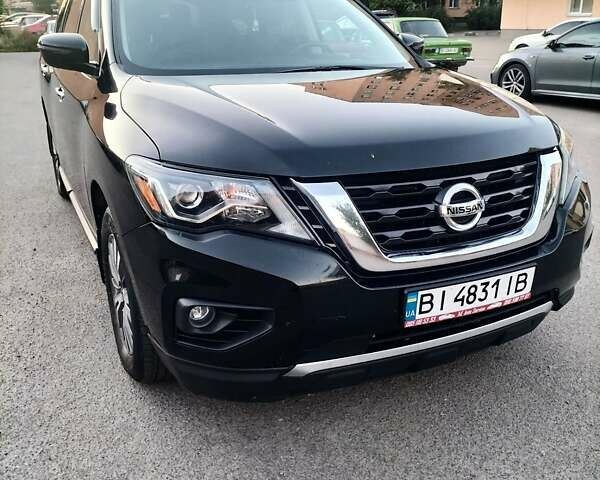 Черный Ниссан Патфайндер, объемом двигателя 3.5 л и пробегом 87 тыс. км за 17000 $, фото 8 на Automoto.ua