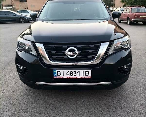 Черный Ниссан Патфайндер, объемом двигателя 3.5 л и пробегом 87 тыс. км за 17000 $, фото 1 на Automoto.ua