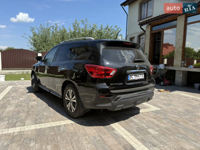 Чорний Ніссан Патфайндер, об'ємом двигуна 3.5 л та пробігом 118 тис. км за 19800 $, фото 3 на Automoto.ua