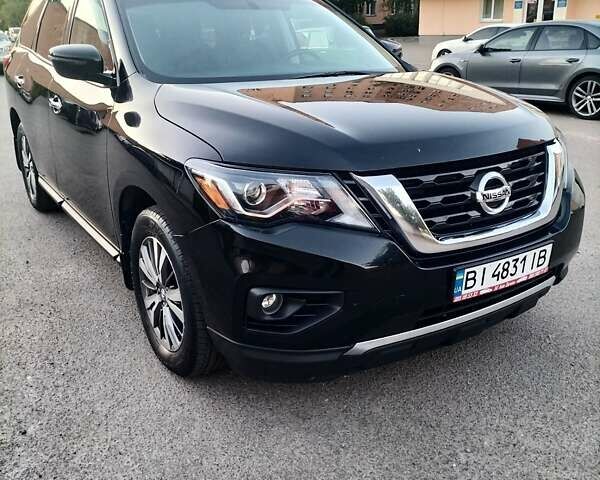 Черный Ниссан Патфайндер, объемом двигателя 3.5 л и пробегом 87 тыс. км за 17000 $, фото 5 на Automoto.ua