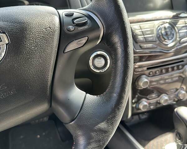 Черный Ниссан Патфайндер, объемом двигателя 3.5 л и пробегом 84 тыс. км за 21000 $, фото 13 на Automoto.ua