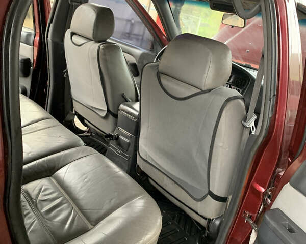 Червоний Ніссан Патфайндер, об'ємом двигуна 2.5 л та пробігом 300 тис. км за 4300 $, фото 11 на Automoto.ua