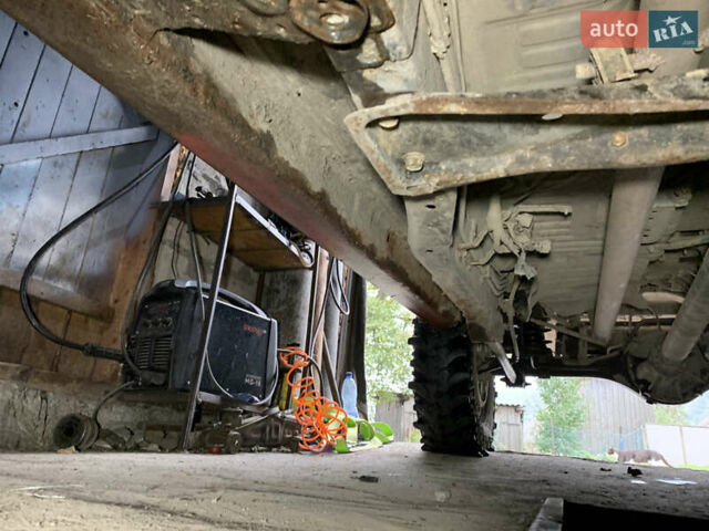 Червоний Ніссан Патфайндер, об'ємом двигуна 2.5 л та пробігом 300 тис. км за 4300 $, фото 13 на Automoto.ua