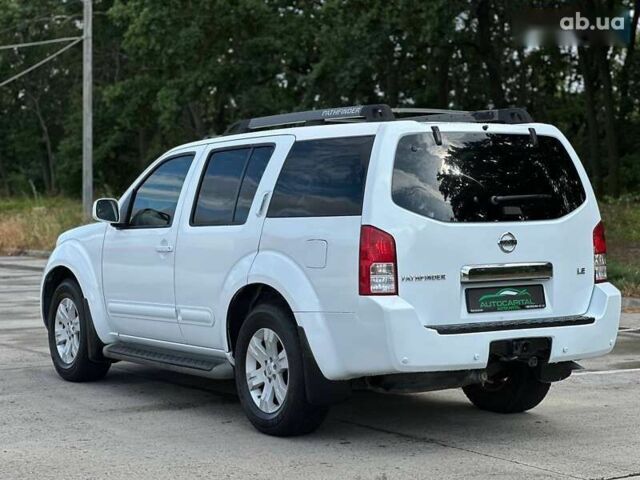 Ниссан Патфайндер, объемом двигателя 0 л и пробегом 160 тыс. км за 7990 $, фото 7 на Automoto.ua