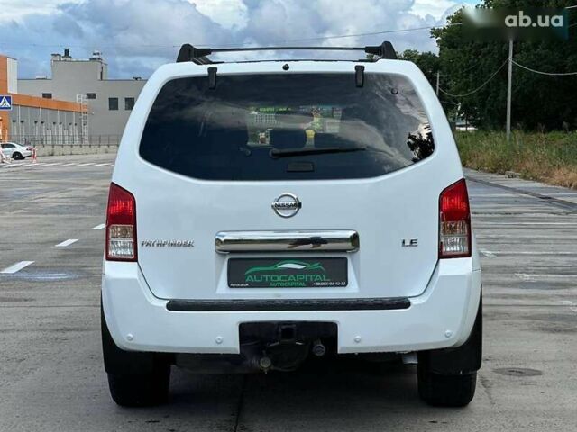 Ниссан Патфайндер, объемом двигателя 0 л и пробегом 160 тыс. км за 7990 $, фото 6 на Automoto.ua