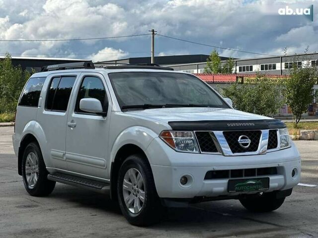 Ниссан Патфайндер, объемом двигателя 0 л и пробегом 160 тыс. км за 7990 $, фото 4 на Automoto.ua