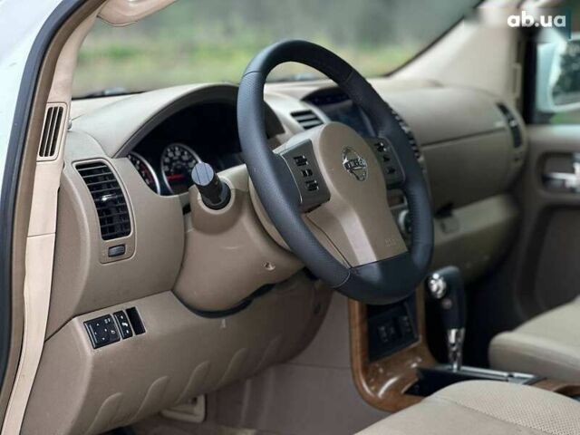 Ниссан Патфайндер, объемом двигателя 0 л и пробегом 160 тыс. км за 7990 $, фото 9 на Automoto.ua
