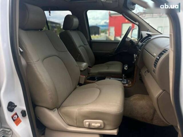 Ниссан Патфайндер, объемом двигателя 0 л и пробегом 160 тыс. км за 7990 $, фото 16 на Automoto.ua