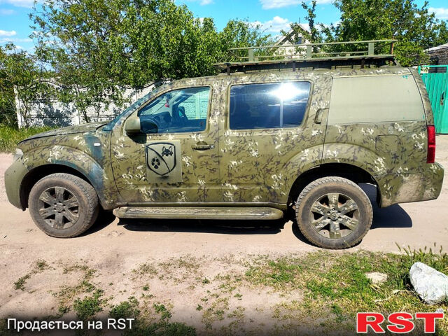 Ниссан Патфайндер, объемом двигателя 2.5 л и пробегом 200 тыс. км за 3500 $, фото 2 на Automoto.ua