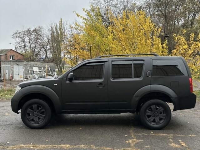 Ниссан Патфайндер, объемом двигателя 2.5 л и пробегом 333 тыс. км за 4800 $, фото 7 на Automoto.ua