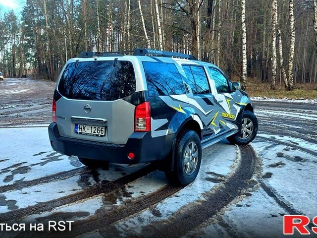 Ниссан Патфайндер, объемом двигателя 2.5 л и пробегом 333 тыс. км за 9000 $, фото 8 на Automoto.ua