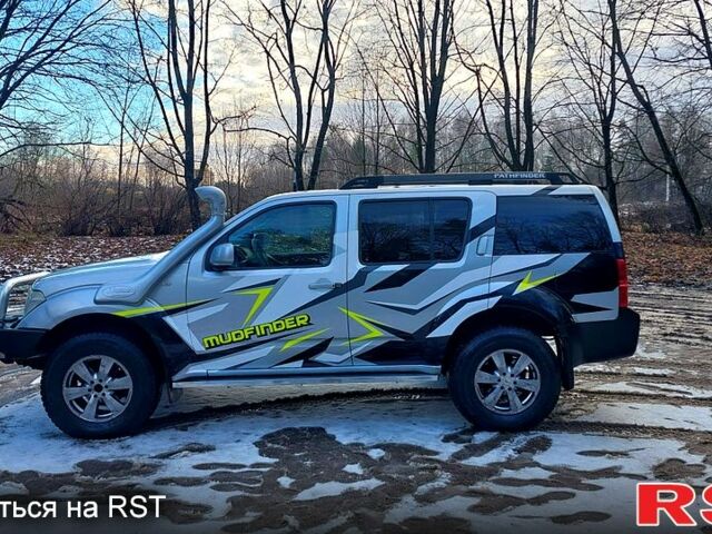 Ниссан Патфайндер, объемом двигателя 2.5 л и пробегом 333 тыс. км за 9000 $, фото 12 на Automoto.ua