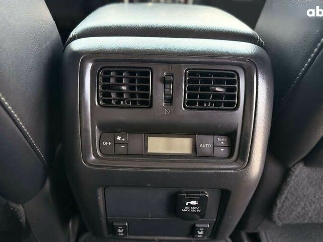 Ниссан Патфайндер, объемом двигателя 0 л и пробегом 269 тыс. км за 12800 $, фото 13 на Automoto.ua