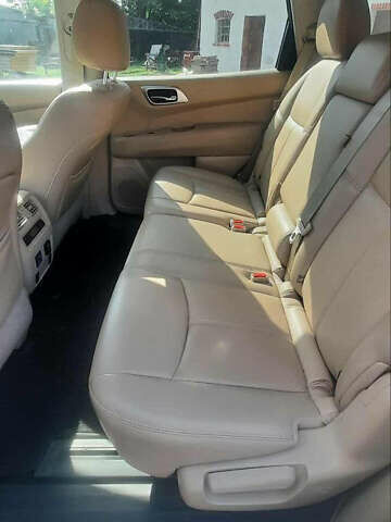 Ниссан Патфайндер, объемом двигателя 3.5 л и пробегом 61 тыс. км за 16500 $, фото 4 на Automoto.ua