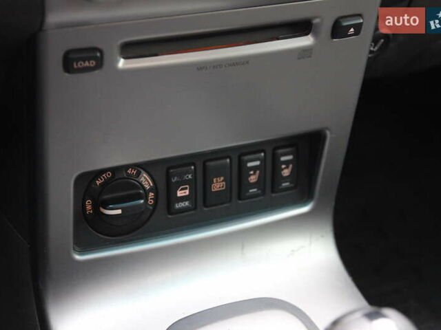 Ниссан Патфайндер 2005 в Днепре (Днепропетровске) на Automoto.ua Серый Ниссан Патфайндер, объемом двигателя 2.49 л и пробегом 285 тыс. км за 7600 $, фото 32 на Automoto.ua