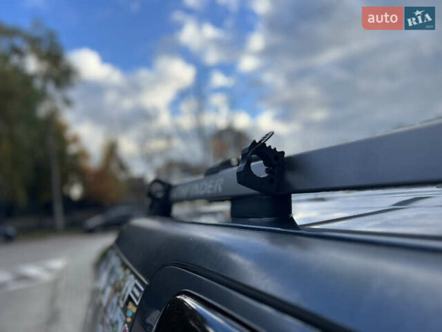 Серый Ниссан Патфайндер, объемом двигателя 2.5 л и пробегом 364 тыс. км за 12000 $, фото 20 на Automoto.ua