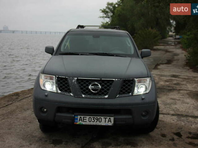 Ниссан Патфайндер 2005 в Днепре (Днепропетровске) на Automoto.ua Серый Ниссан Патфайндер, объемом двигателя 2.49 л и пробегом 285 тыс. км за 7600 $, фото 10 на Automoto.ua