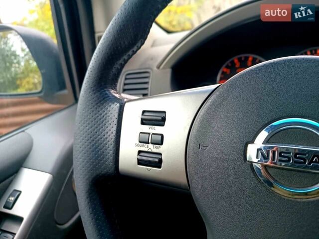 Сірий Ніссан Патфайндер, об'ємом двигуна 2.5 л та пробігом 361 тис. км за 5999 $, фото 11 на Automoto.ua