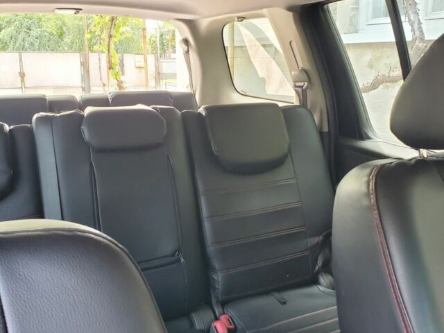 Сірий Ніссан Патфайндер, об'ємом двигуна 2.5 л та пробігом 320 тис. км за 9600 $, фото 8 на Automoto.ua