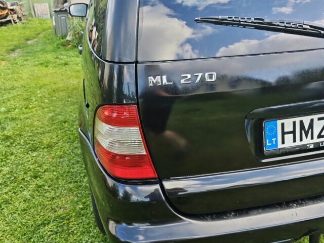 Серый Ниссан Патфайндер, объемом двигателя 3 л и пробегом 360 тыс. км за 3495 $, фото 4 на Automoto.ua