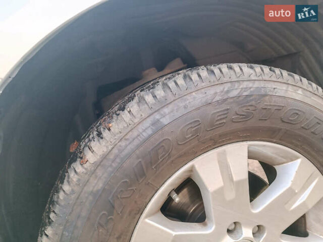 Сірий Ніссан Патфайндер, об'ємом двигуна 2.5 л та пробігом 83 тис. км за 13100 $, фото 16 на Automoto.ua
