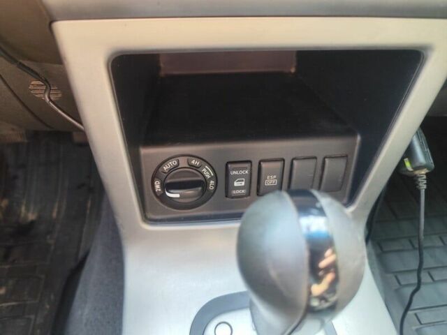 Серый Ниссан Патфайндер, объемом двигателя 2.5 л и пробегом 255 тыс. км за 3493 $, фото 13 на Automoto.ua