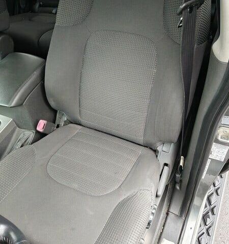 Серый Ниссан Патфайндер, объемом двигателя 2.5 л и пробегом 250 тыс. км за 3750 $, фото 8 на Automoto.ua