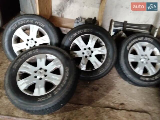 Серый Ниссан Патфайндер, объемом двигателя 2.5 л и пробегом 233 тыс. км за 5300 $, фото 13 на Automoto.ua