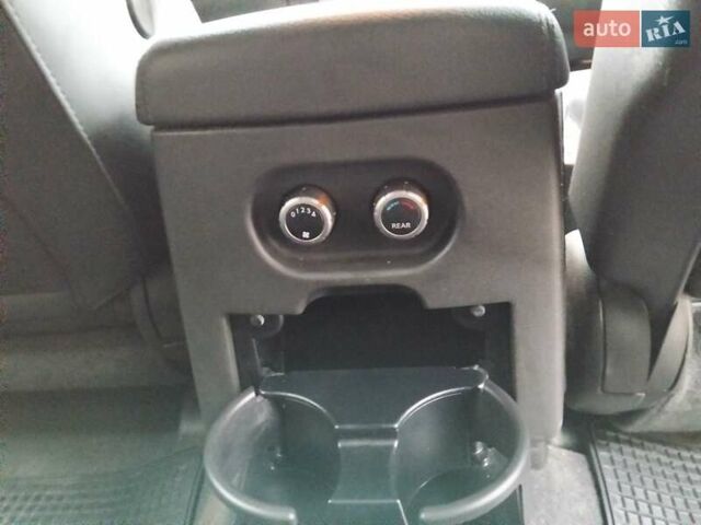 Серый Ниссан Патфайндер, объемом двигателя 2.5 л и пробегом 233 тыс. км за 5300 $, фото 14 на Automoto.ua