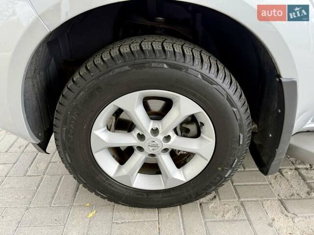 Серый Ниссан Патфайндер, объемом двигателя 2.5 л и пробегом 169 тыс. км за 12999 $, фото 15 на Automoto.ua