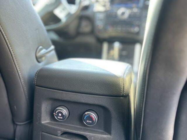 Серый Ниссан Патфайндер, объемом двигателя 2.5 л и пробегом 120 тыс. км за 15600 $, фото 18 на Automoto.ua