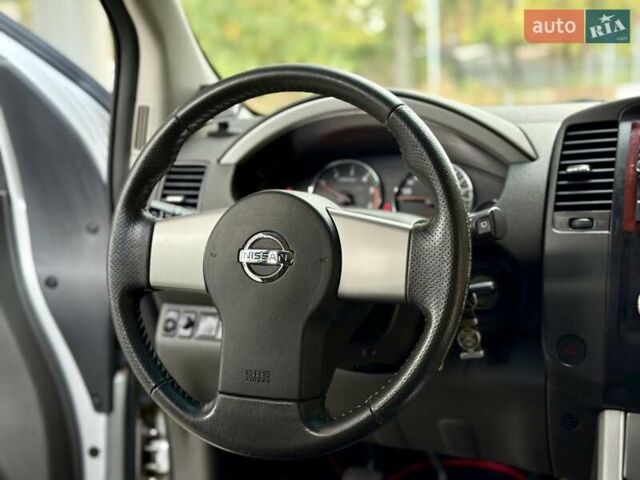 Серый Ниссан Патфайндер, объемом двигателя 2.5 л и пробегом 169 тыс. км за 12999 $, фото 26 на Automoto.ua