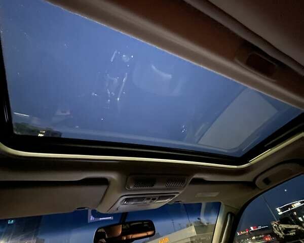 Сірий Ніссан Патфайндер, об'ємом двигуна 2.5 л та пробігом 192 тис. км за 19000 $, фото 21 на Automoto.ua