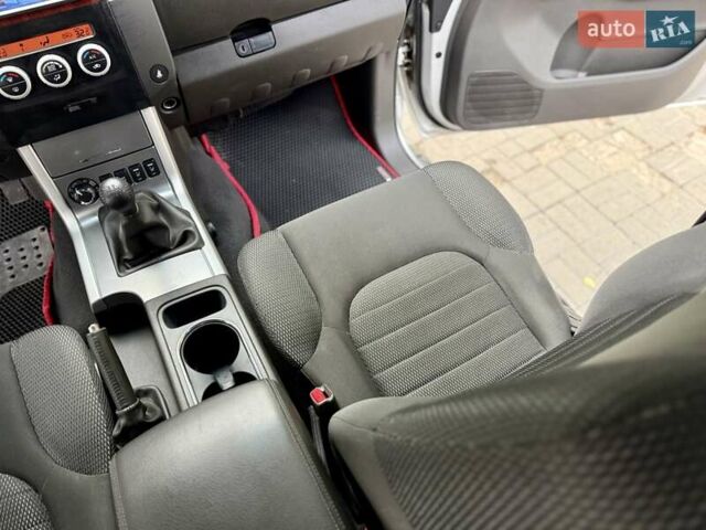 Серый Ниссан Патфайндер, объемом двигателя 2.5 л и пробегом 169 тыс. км за 12999 $, фото 22 на Automoto.ua