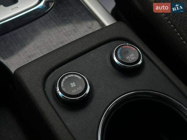 Серый Ниссан Патфайндер, объемом двигателя 2.5 л и пробегом 150 тыс. км за 18000 $, фото 27 на Automoto.ua