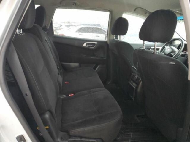 Сірий Ніссан Патфайндер, об'ємом двигуна 3.5 л та пробігом 270 тис. км за 5000 $, фото 7 на Automoto.ua