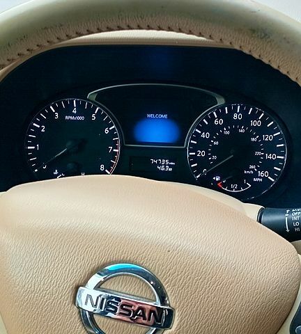 Серый Ниссан Патфайндер, объемом двигателя 3.5 л и пробегом 358 тыс. км за 9100 $, фото 1 на Automoto.ua