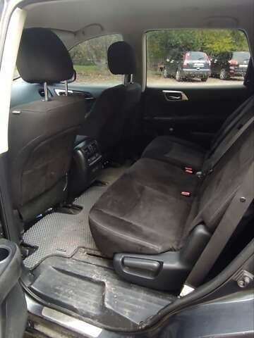 Серый Ниссан Патфайндер, объемом двигателя 3.5 л и пробегом 205 тыс. км за 11800 $, фото 3 на Automoto.ua