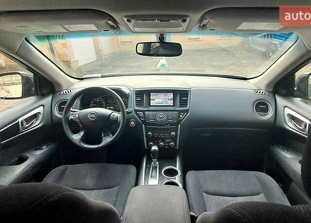Сірий Ніссан Патфайндер, об'ємом двигуна 3.5 л та пробігом 99 тис. км за 13000 $, фото 11 на Automoto.ua