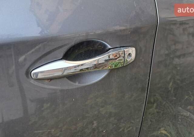 Сірий Ніссан Патфайндер, об'ємом двигуна 3.5 л та пробігом 99 тис. км за 13000 $, фото 10 на Automoto.ua