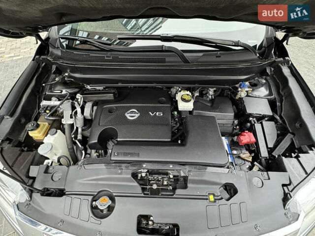 Серый Ниссан Патфайндер, объемом двигателя 3.5 л и пробегом 148 тыс. км за 12500 $, фото 13 на Automoto.ua