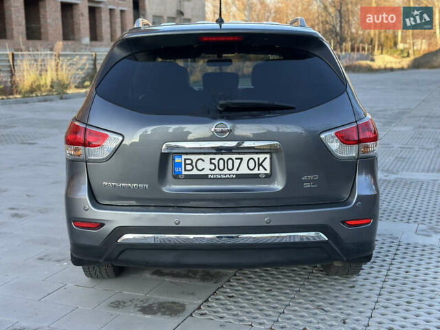 Серый Ниссан Патфайндер, объемом двигателя 3.5 л и пробегом 186 тыс. км за 15400 $, фото 10 на Automoto.ua