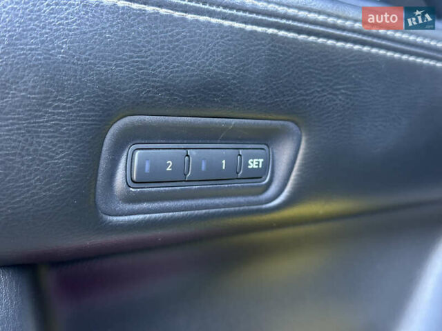 Серый Ниссан Патфайндер, объемом двигателя 3.5 л и пробегом 186 тыс. км за 15400 $, фото 23 на Automoto.ua