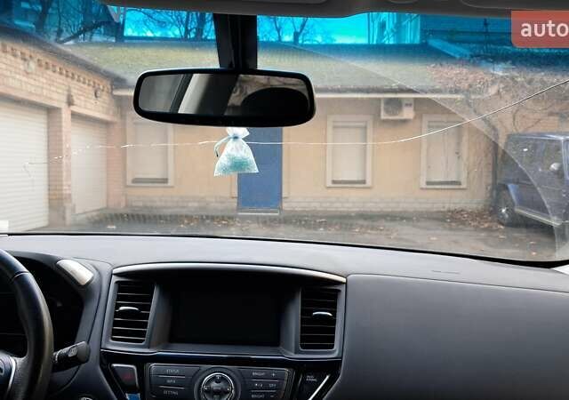 Сірий Ніссан Патфайндер, об'ємом двигуна 3.5 л та пробігом 99 тис. км за 13000 $, фото 7 на Automoto.ua