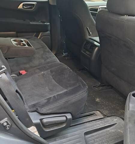 Сірий Ніссан Патфайндер, об'ємом двигуна 3.5 л та пробігом 99 тис. км за 13000 $, фото 5 на Automoto.ua