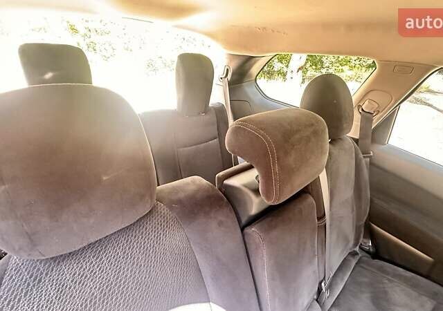 Серый Ниссан Патфайндер, объемом двигателя 3.5 л и пробегом 218 тыс. км за 13500 $, фото 16 на Automoto.ua