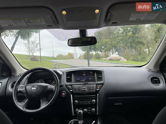 Сірий Ніссан Патфайндер, об'ємом двигуна 3.5 л та пробігом 171 тис. км за 12750 $, фото 37 на Automoto.ua